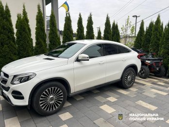 Двоє тернополян виманили у забудовника 2 млн доларів за фіктивний договір на землю у Львові – 03