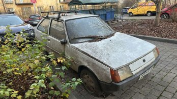 У Львові на спецмайданчик заберуть ще 20 покинутих авто: де стоять машини – 03