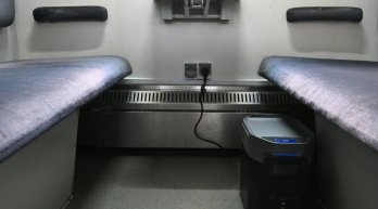 «Вагони незламності» почали працювати на станціях Львівщини – 02