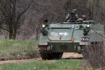 Португалія надасть артилерію та БТРи українському війську – 01
