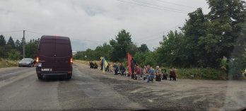 У Миколаєві на Львівщині попрощалися з полеглим воїном – 03