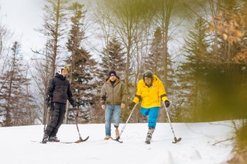 На Львівщині відкрили перший в Україні хаб адаптивного гірськолижного спорту для ветеранів з ампутаціями – 01