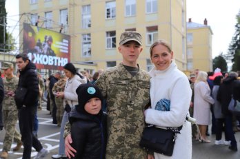 У Львівському ліцеї імені Героїв Крут склали присягу 189 ліцеїстів – 08