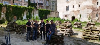 У Львові перенесли майже 200 єврейських надгробків з тюрми на Лонцького – 03