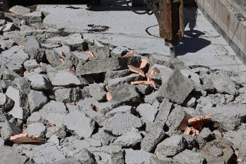 У Львові розпочали демонтаж кіосків на території "Добробуту" – 02