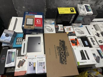 В Шегинях митники затримали мікроавтобус з електронікою на понад пів мільйона гривень – 06