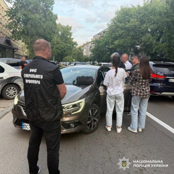 Полковника судової охорони Львівщини затримали на хабарі – 04