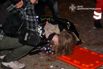 Одна людина загинула і десятки постраждалих внаслідок нічної ракетно-дронової атаки – 04