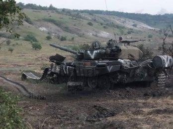 Українські десантники знищили 5 танків та взяли в полон окупантів – 02