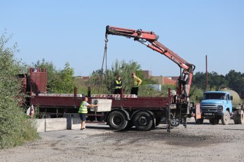 Для облаштування нового виїзду на кільцеву дорогу у Львові на місяць закрили вулицю – 02