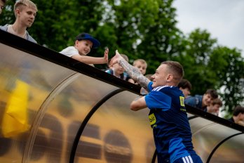 П’ять тисяч голосів, «Червона рута» і тату про солдата: збірна повернулась до Львова – 03