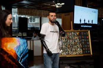 На благодійному аукціоні львівського проєкту "Пташки Перемоги" зібрали 32 млн грн для ЗСУ – 01