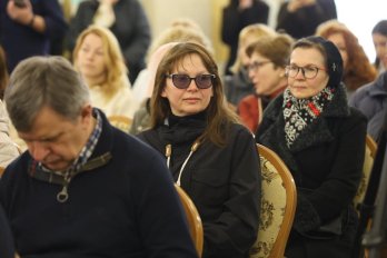 До дня міста Львова відкрили виставку та погасили поштову марку – 05