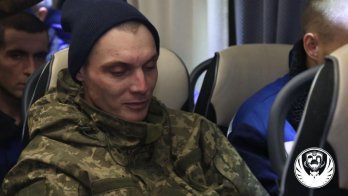 189 українців повернулися з полону: один з найбільших обмінів року  – 01