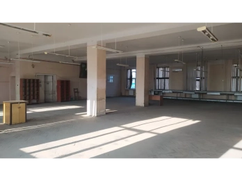 Укрпошта за 56,8 млн грн продає приміщення біля залізничного вокзалу у Львові – 11