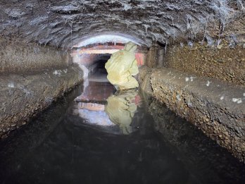 У Стрию під час ремонту дороги виявили підземелля часів Австро-Угорщини – 05