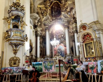 До 160-річчя Андрея Шептицького у Львові відкрили виставку “Квіти для Митрополита”