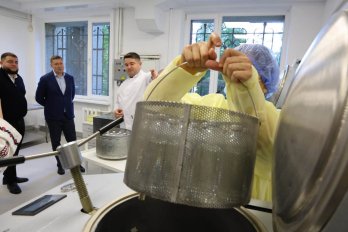 У Львівському медуніверситеті відкрили центр, де створюватимуть ліки – 04