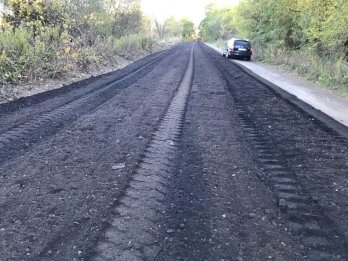 Між двома громадами на Львівщині розпочали ремонт дороги – 02
