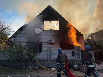 Обстріляли торговий центр та два райони: наслідки вибухів на Запоріжжі (фото) – 03