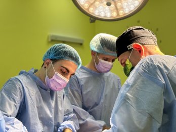 Ногу розтрощило уламками дрона: у Львові медики врятували військового від ампутації – 03