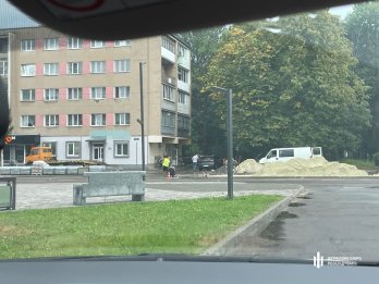 Заступник командира військової частини залучав військових до укладання бруківки на Львівщині – 01