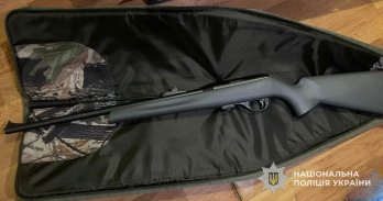 Мешканці Запоріжжя поштою відправляли автомати до Львова – 04