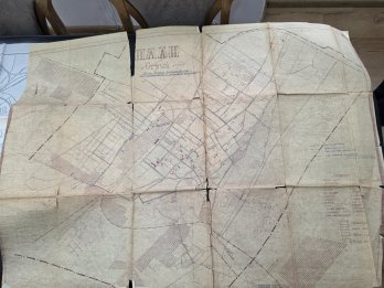У Стрию під час ремонту дороги виявили підземелля часів Австро-Угорщини – 03