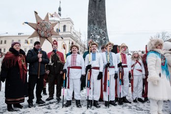 В центрі Львова пройшов фестиваль зимового фольклору “Нова радість стала” – 03