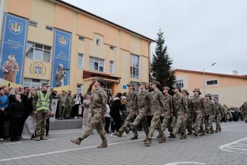 У Львові понад 200 першокурсників Ліцею імені Героїв Крут склали присягу – 05