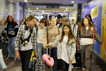 На Львівщину прибули ще 200 дітей українських захисників у межах табору “Карпатська зміна” – 01