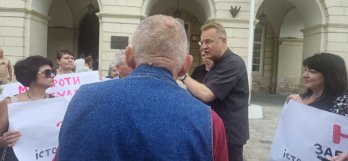 Львів’яни вийшли на протест проти забудови площі Князя Святослава в зоні ЮНЕСКО – 02
