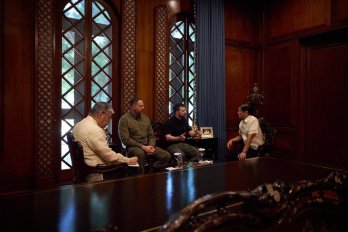 Президент України вперше в історії двосторонніх відносин зустрівся з президентом Філіппін – 01