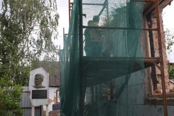 У Львові знайшли криївку у зруйнованому музеї Шухевича – 05