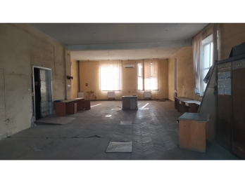 Укрпошта за 56,8 млн грн продає приміщення біля залізничного вокзалу у Львові – 13