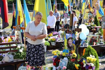 У Львові у День незалежності вшанували полеглих захисників України – 03