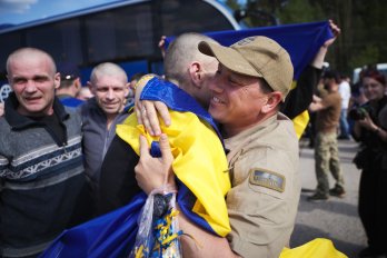 З російського полону повернулись ще 390 українців – 02