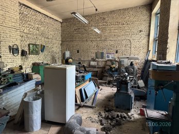 Поруч із ЖК Lypynsky Львів продає ще одну будівлю на землі під житло – 03
