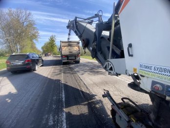 На Львівщині триває ремонт дороги державного значення: перебіг робіт – 01