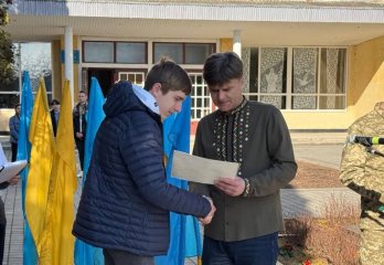 Двоє воїнів із Золочівщини посмертно отримали високі нагороди