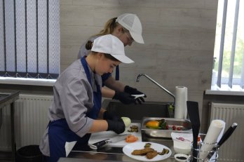 На Львівщині відкрили сучасний «Кулінарний хаб» для майбутніх кухарів та кондитерів – 01