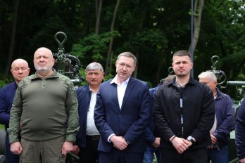 Львівщина передала 125 бригаді міномети та пікапи на 17 млн грн