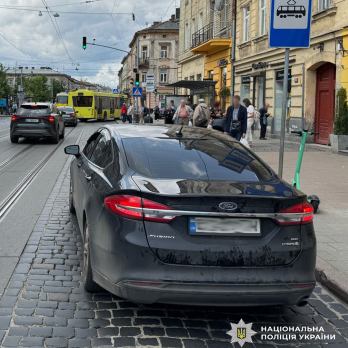 73-річна львів'янка потрапила до реанімації після наїзду авто