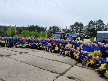 З російського полону повернулись ще 205 українських військових – 02