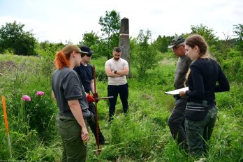 У Гуті Пеняцькій знайшли 25 місць поховань часів Другої світової війни – 06