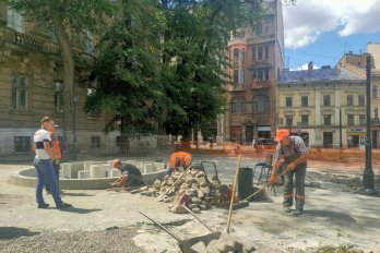 У Львові площу Галицьку відкриють для пішоходів – 02