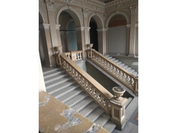 Радехівська фірма викупила за 17 млн грн ще частину будинку з Меркурієм у центрі Львова – 01