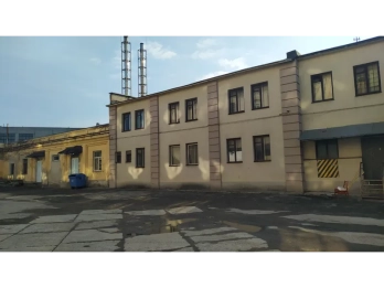 Укрпошта за 56,8 млн грн продає приміщення біля залізничного вокзалу у Львові – 01