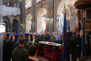 У Львові попрощались з полковником Нацгвардії, який загинув у боях під Ізюмом – 02