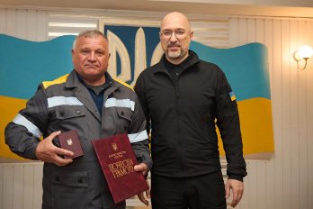 Енергетики з Добротвора отримали держнагороди за роботу під час опалювального сезону – 05